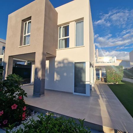 Villa Paraiso-Luxury Villa With Heated Pool アデヘ エクステリア 写真