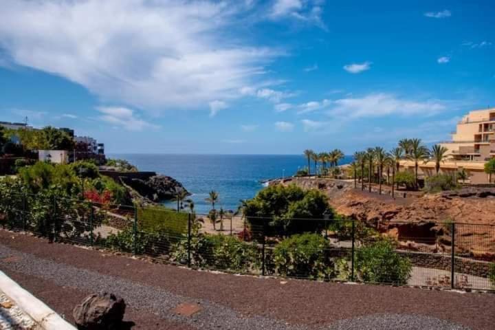 Villa Paraiso-Luxury Villa With Heated Pool アデヘ エクステリア 写真